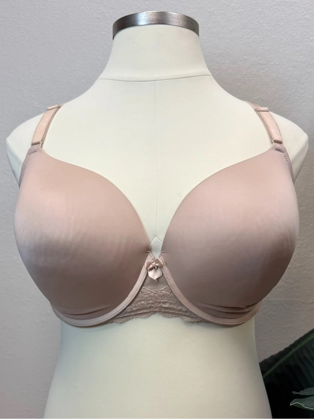 Torrid Beige Plunge Push-Up Bra - Size 38H